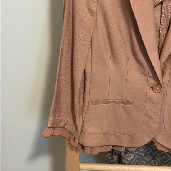 Women’s Lauren Conrad Blush Blazer Size 2 - Picture 4 of 11